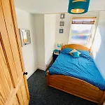 Spacious Victorian Family Town House, Sleeps 7, Near Centre Casa de Férias York