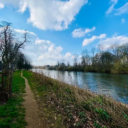 Spacious Victorian Family Town House, Sleeps 7, Near Centre York